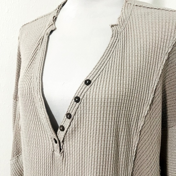 Free People We The Free Castillo Henley Medium Long Sleeve Women Patch Work EUC - Picture 3 of 12